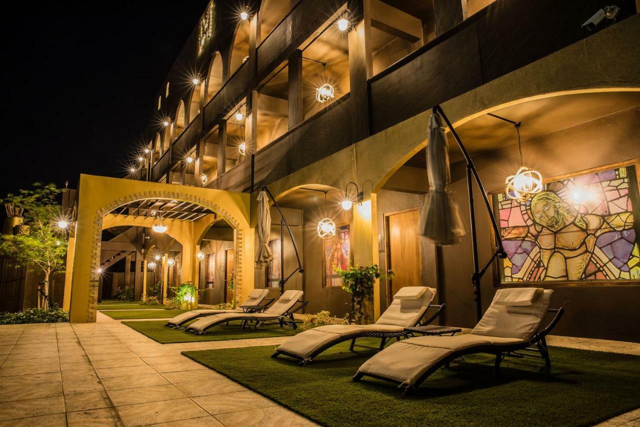 Monastery Suites Oranjestad Exterior photo
